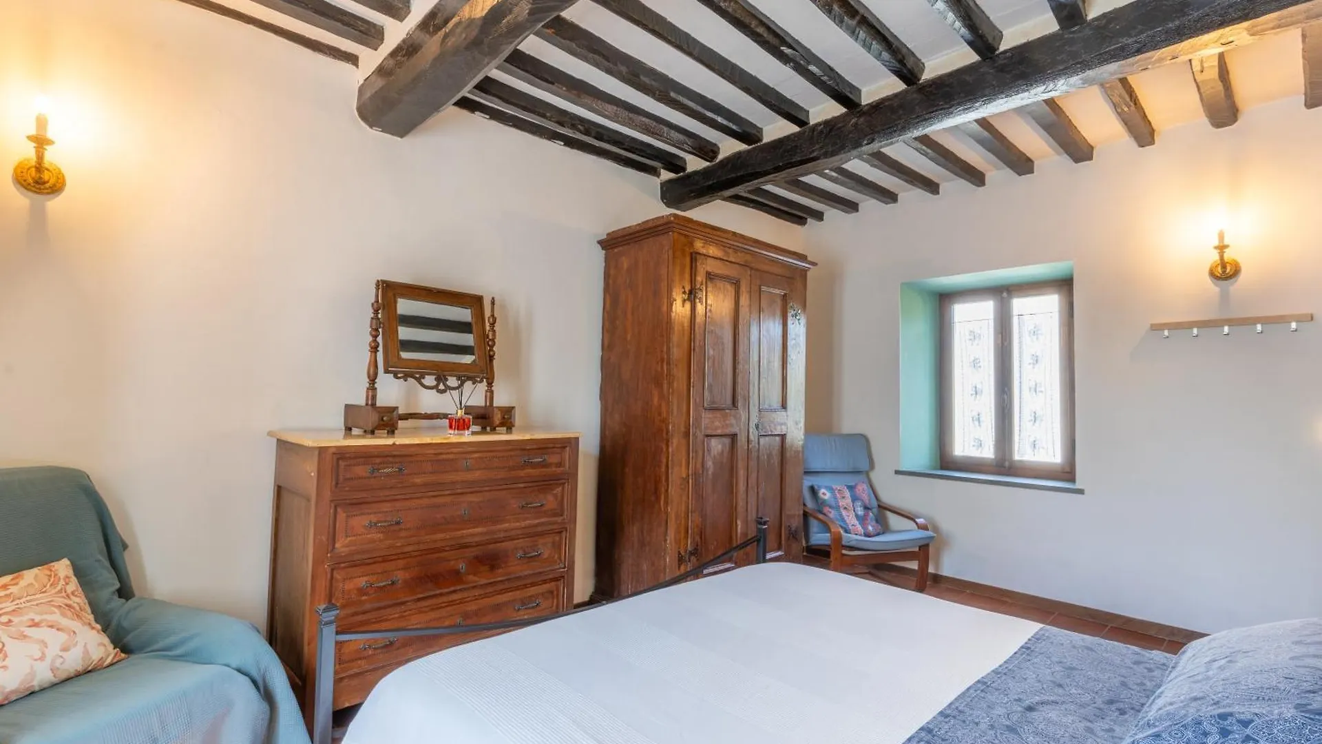 Al Maneggio - Tuscan Farmhouse Barga Italy