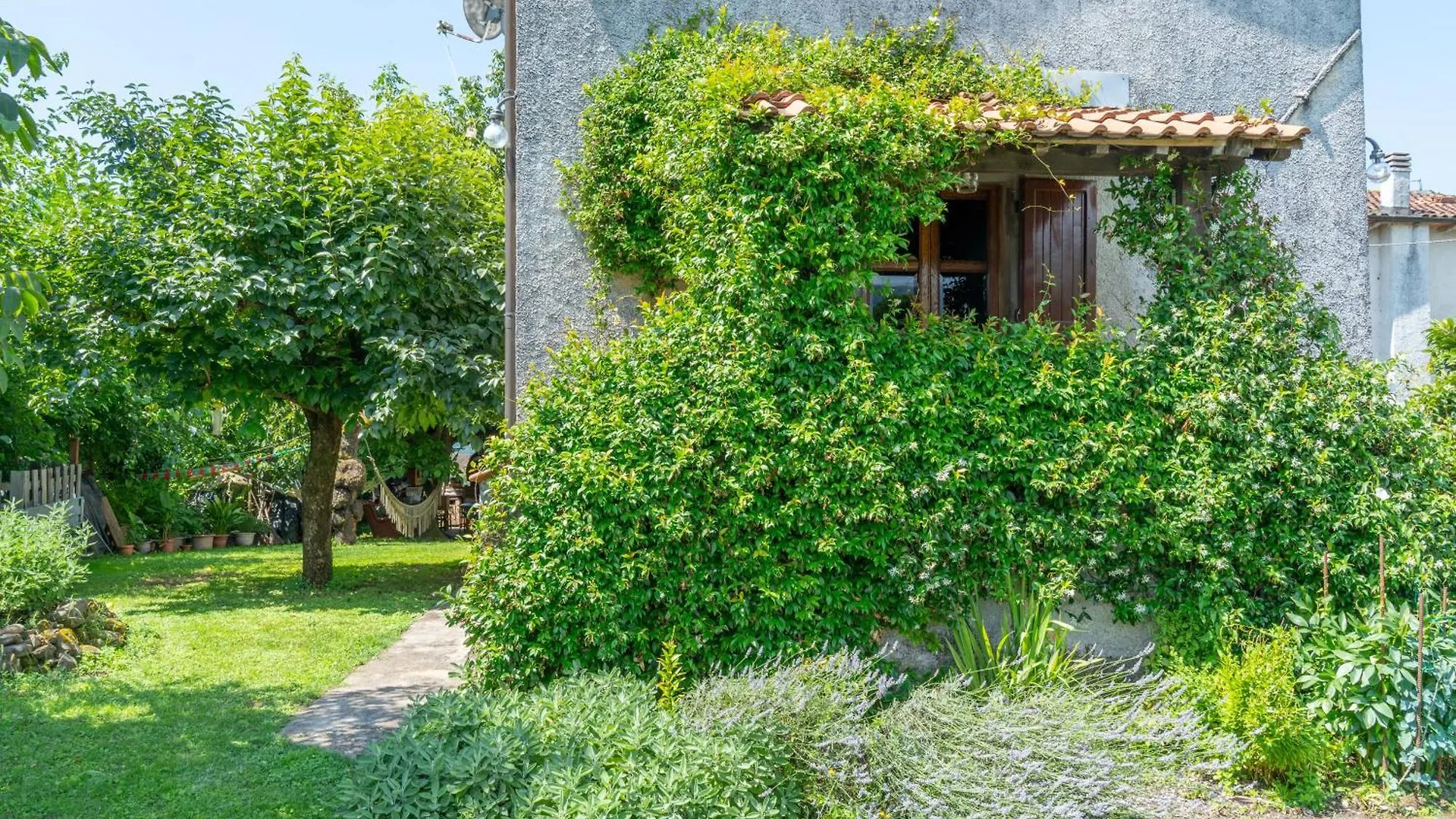 Holiday home Al Maneggio - Tuscan Farmhouse Barga Italy